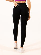 Load image into Gallery viewer, Align Legging
