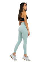 Load image into Gallery viewer, Heartbreaker Legging
